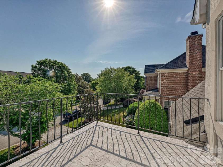 17626 Spinnakers Reach Drive, Cornelius, NC 28031.  MLS# CAR4384271, YatesRealty ID 29216. 