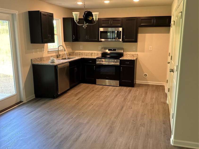 504 Miller Street, Lancaster, SC 29720.  MLS# CAR4286971, YatesRealty ID 29216. 