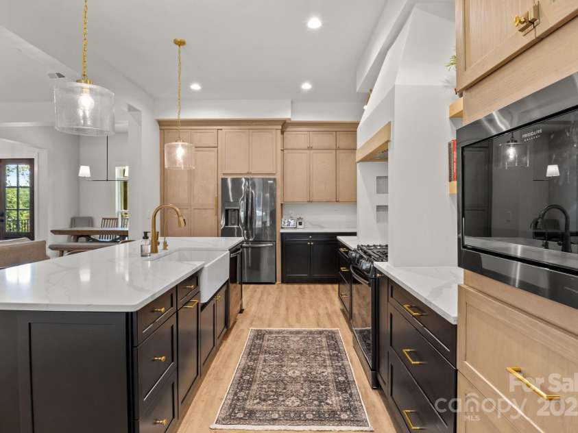 4465 Brancer Lane, Lincolnton, NC 28092.  MLS# CAR4285250, YatesRealty ID 29218. 