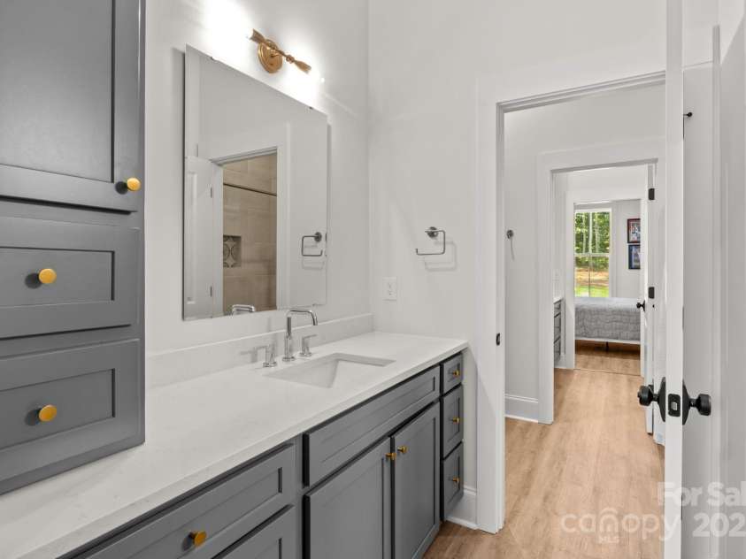 4465 Brancer Lane, Lincolnton, NC 28092.  MLS# CAR4285250, YatesRealty ID 29218. 