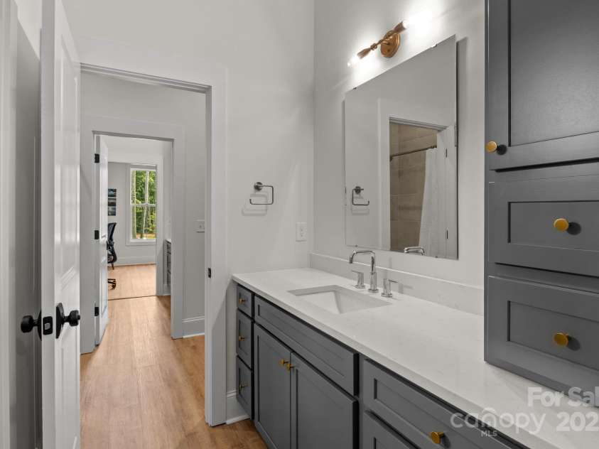 4465 Brancer Lane, Lincolnton, NC 28092.  MLS# CAR4285250, YatesRealty ID 29218. 