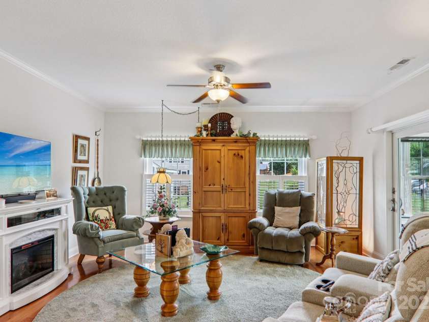 8 Amos Court, Maggie Valley, NC 28751.  MLS# CAR4275177, YatesRealty ID 29219. 