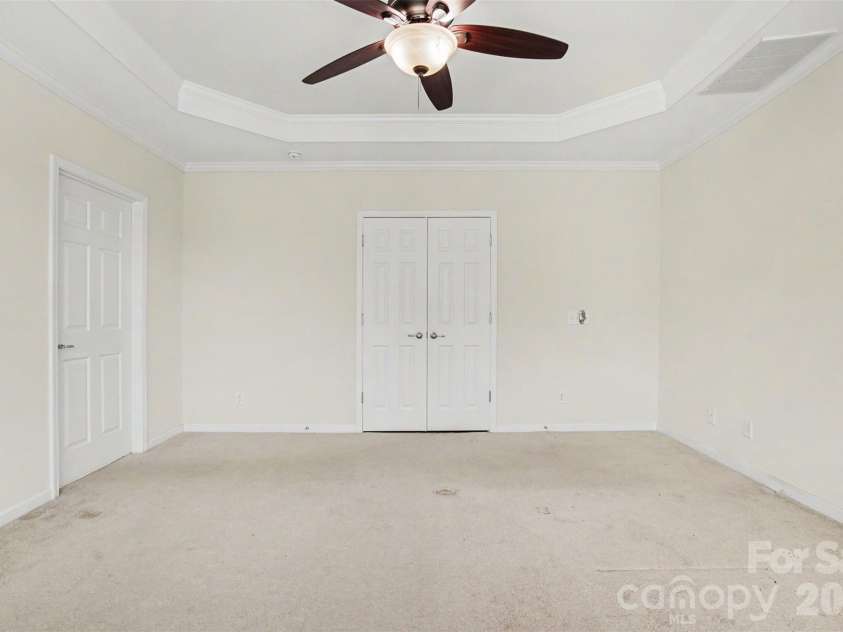 8036 Crater Lake Drive, Fort Mill, SC 29707.  MLS# CAR4390764, YatesRealty ID 29219. Primary Bedroom