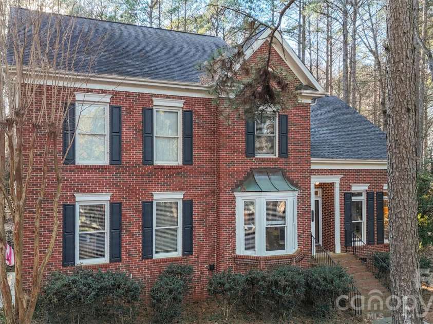123 Wildiris Drive, Mooresville, NC 28117.  MLS# CAR4334938, YatesRealty ID 2922. 