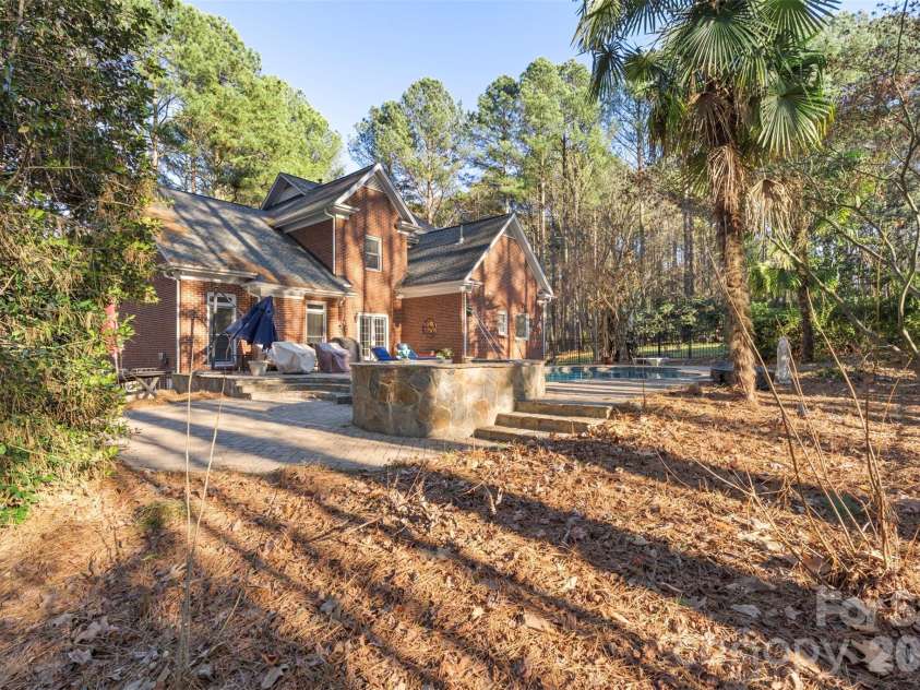 123 Wildiris Drive, Mooresville, NC 28117.  MLS# CAR4334938, YatesRealty ID 2922. 