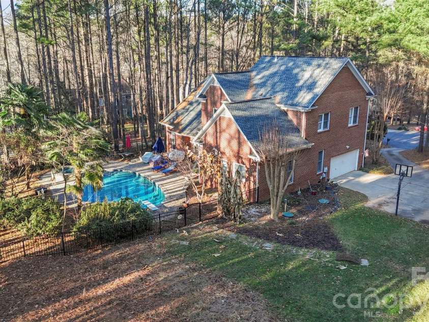 123 Wildiris Drive, Mooresville, NC 28117.  MLS# CAR4334938, YatesRealty ID 2922. 