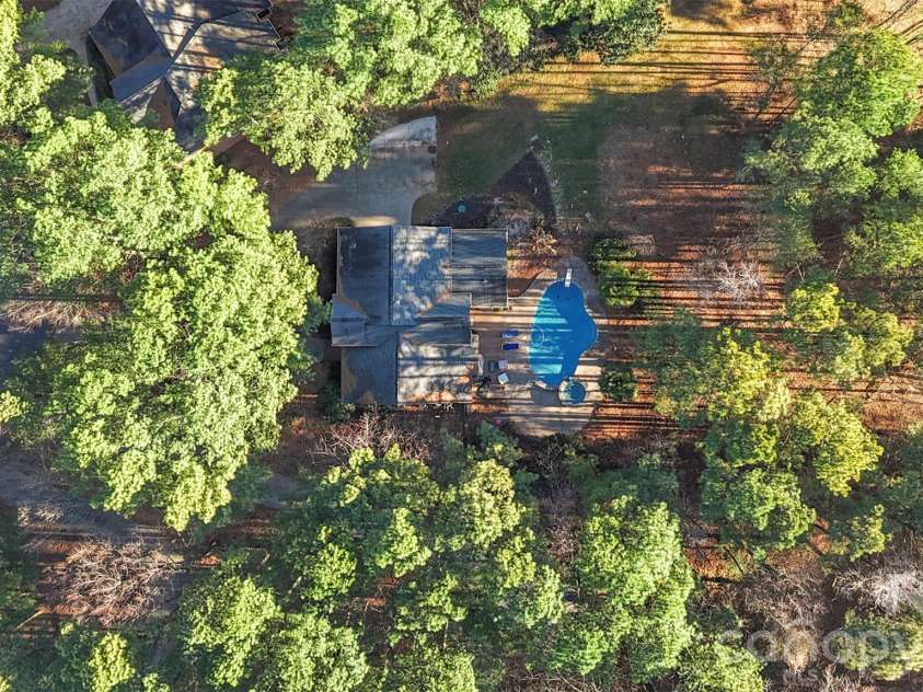 123 Wildiris Drive, Mooresville, NC 28117.  MLS# CAR4334938, YatesRealty ID 2922. 