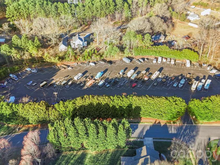 123 Wildiris Drive, Mooresville, NC 28117.  MLS# CAR4334938, YatesRealty ID 2922. 