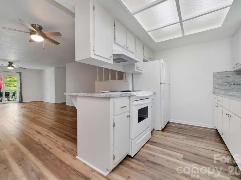 114 Falling Waters Road, Hendersonville, NC 28792.  MLS# CAR4426229, YatesRealty ID 29220. 