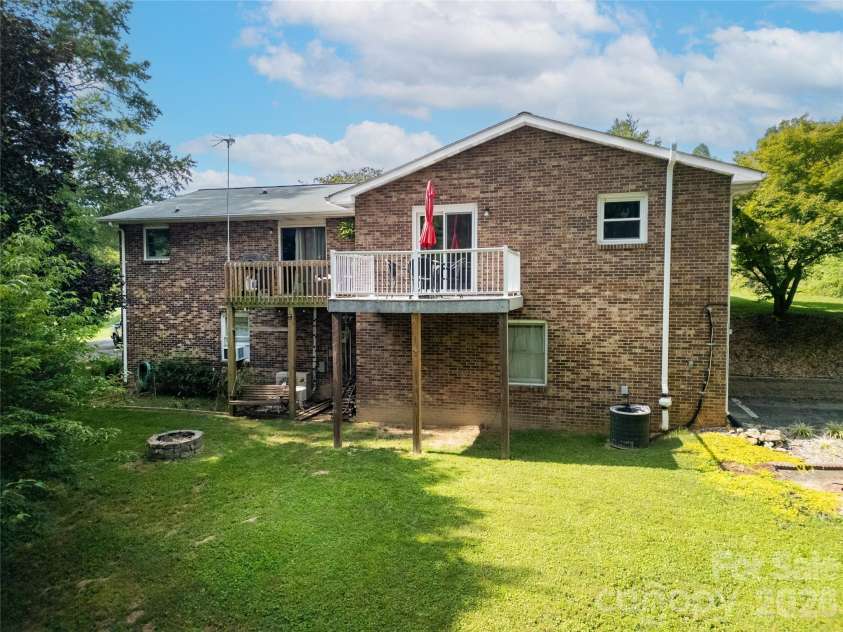 114 Falling Waters Road, Hendersonville, NC 28792.  MLS# CAR4426229, YatesRealty ID 29220. 