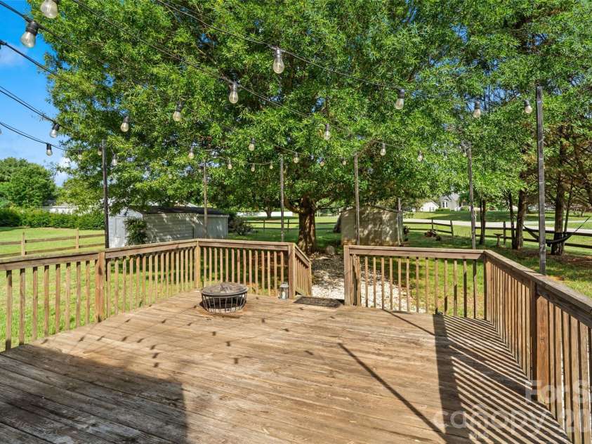 1009 Stevens Road, Monroe, NC 28110.  MLS# CAR4389380, YatesRealty ID 29221. 