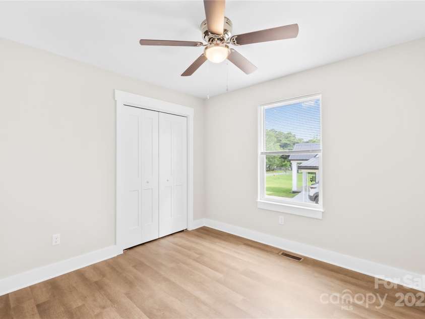 500 North Drive, Cherryville, NC 28021.  MLS# CAR4277226, YatesRealty ID 29222. Secondary bedroom/office