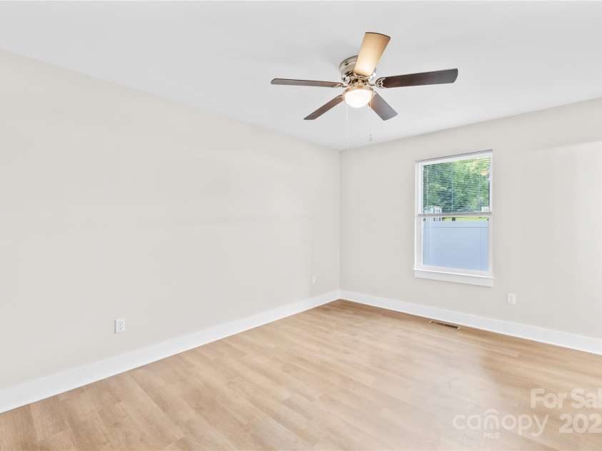 500 North Drive, Cherryville, NC 28021.  MLS# CAR4277226, YatesRealty ID 29222. Third Bedroom