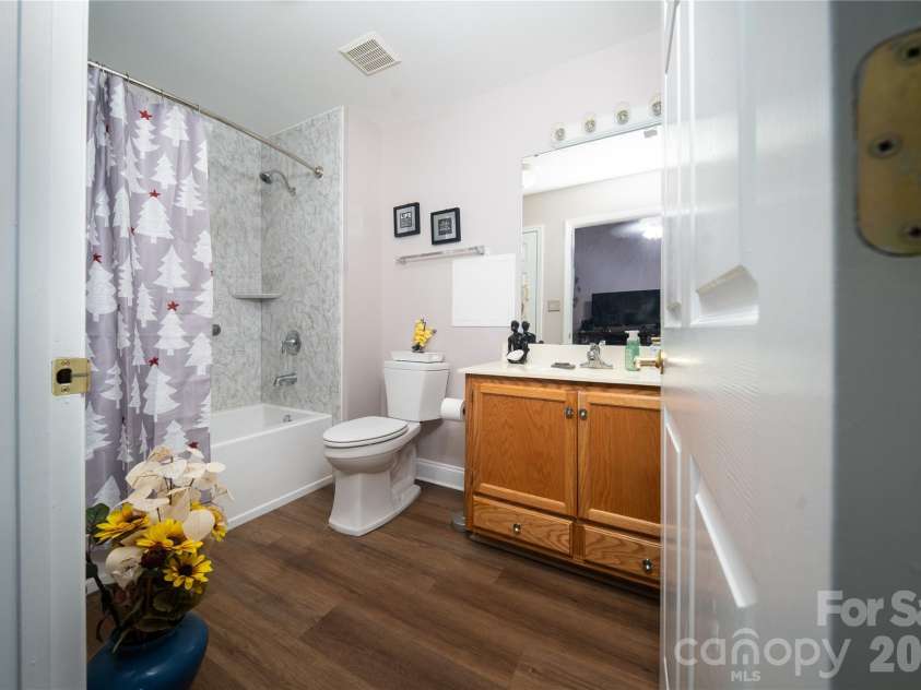 5005 Roseboro Court, Lowell, NC 28098.  MLS# CAR4388788, YatesRealty ID 29223. 