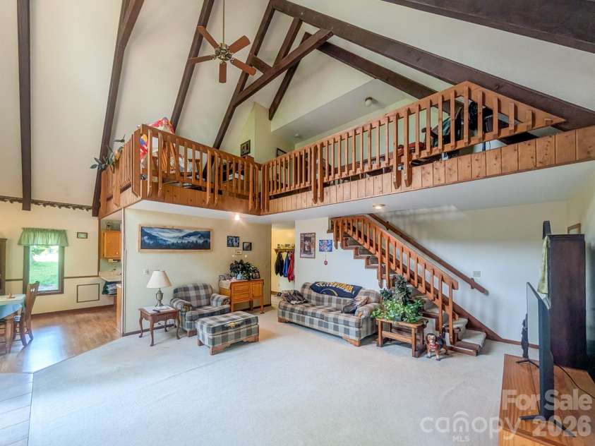 114 Dewberry Lane, Burnsville, NC 28705.  MLS# CAR4388919, YatesRealty ID 29224. 