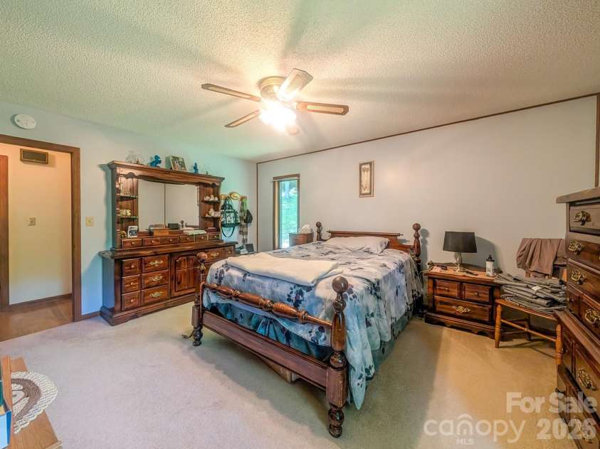 114 Dewberry Lane, Burnsville, NC 28705.  MLS# CAR4388919, YatesRealty ID 29224. 
