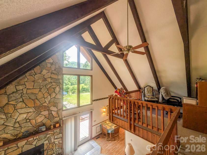 114 Dewberry Lane, Burnsville, NC 28705.  MLS# CAR4388919, YatesRealty ID 29224. 