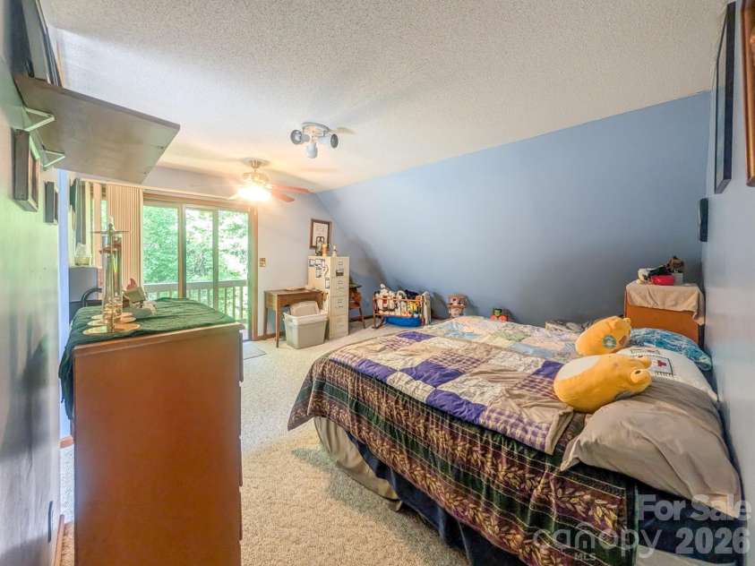114 Dewberry Lane, Burnsville, NC 28705.  MLS# CAR4388919, YatesRealty ID 29224. 