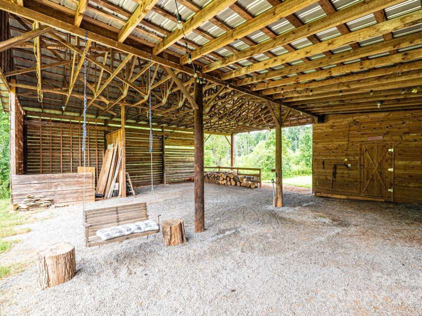 1870 Guildwood Place, Hudson, NC 28638.  MLS# CAR4284116, YatesRealty ID 29225. 