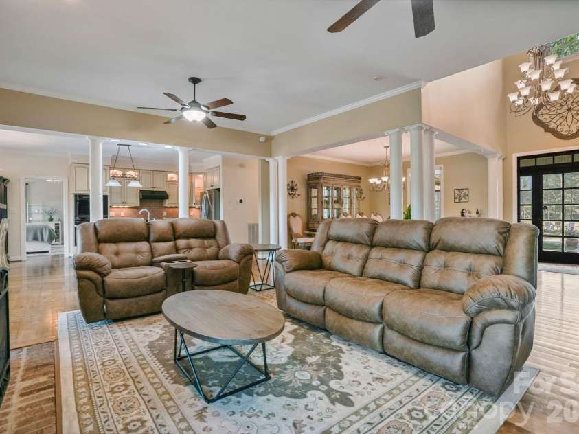 1715 Regan Road, Lexington, NC 27292.  MLS# CAR4391919, YatesRealty ID 29227. 