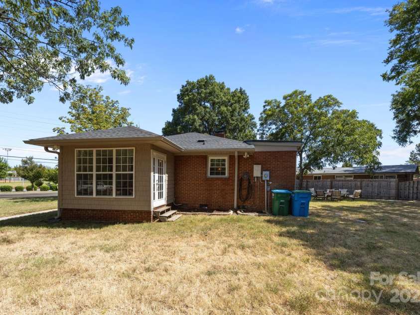 201 Lowry Street, Pineville, NC 28134.  MLS# CAR4284142, YatesRealty ID 29227. 