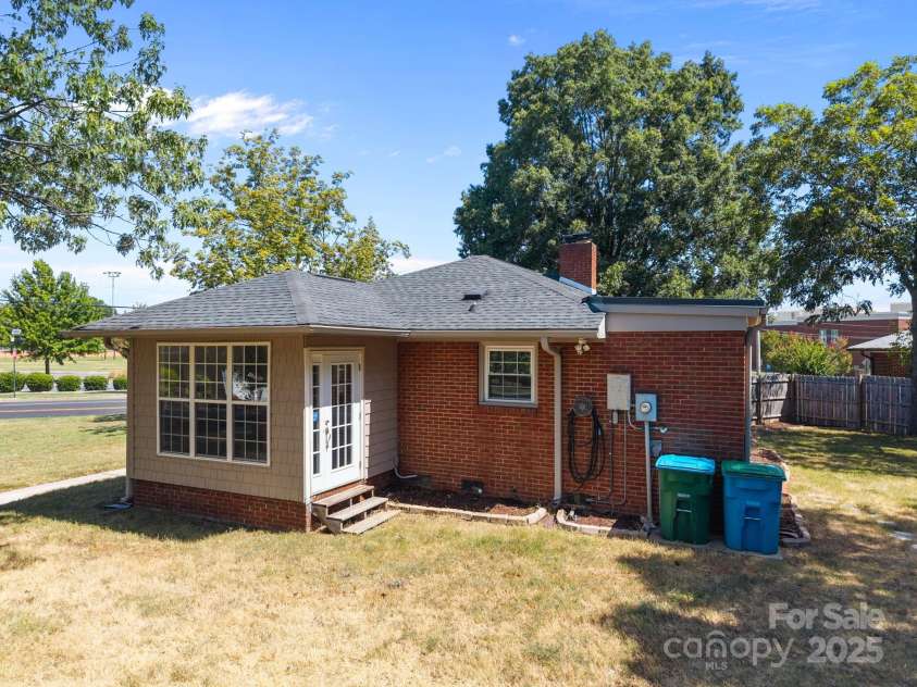 201 Lowry Street, Pineville, NC 28134.  MLS# CAR4284142, YatesRealty ID 29227. 