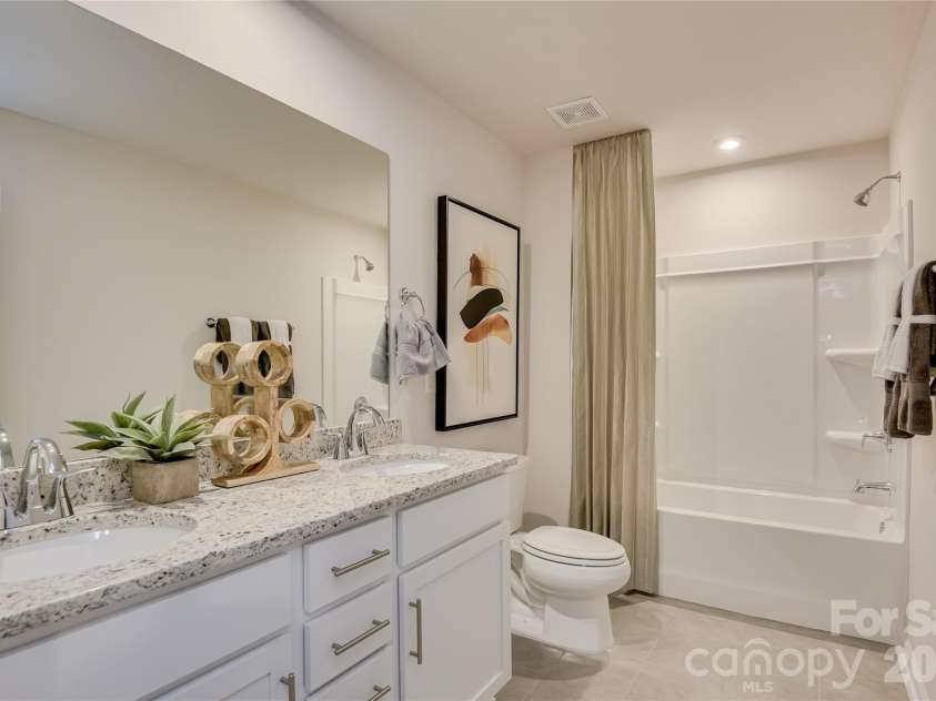6408 Ludell Lane, Charlotte, NC 28215.  MLS# CAR4391924, YatesRealty ID 29228. Example Photo