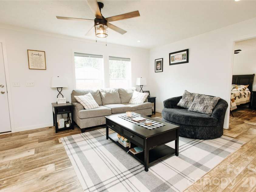70 Cascades Drive, Nebo, NC 28761.  MLS# CAR4388947, YatesRealty ID 29229. 