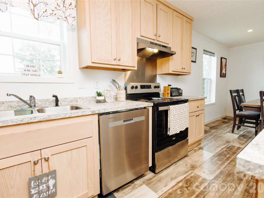 70 Cascades Drive, Nebo, NC 28761.  MLS# CAR4388947, YatesRealty ID 29229. 