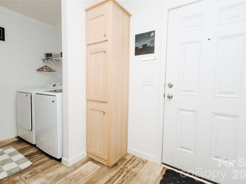 70 Cascades Drive, Nebo, NC 28761.  MLS# CAR4388947, YatesRealty ID 29229. 