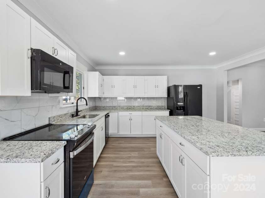 709 Bringle Ferry Road, Salisbury, NC 28144.  MLS# CAR4193029, YatesRealty ID 2923. 