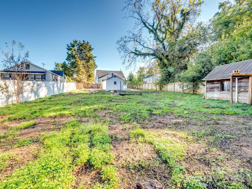 709 Bringle Ferry Road, Salisbury, NC 28144.  MLS# CAR4193029, YatesRealty ID 2923. 