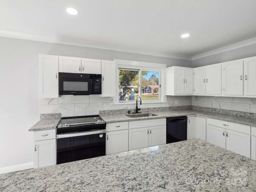 709 Bringle Ferry Road, Salisbury, NC 28144.  MLS# CAR4193029, YatesRealty ID 2923. 
