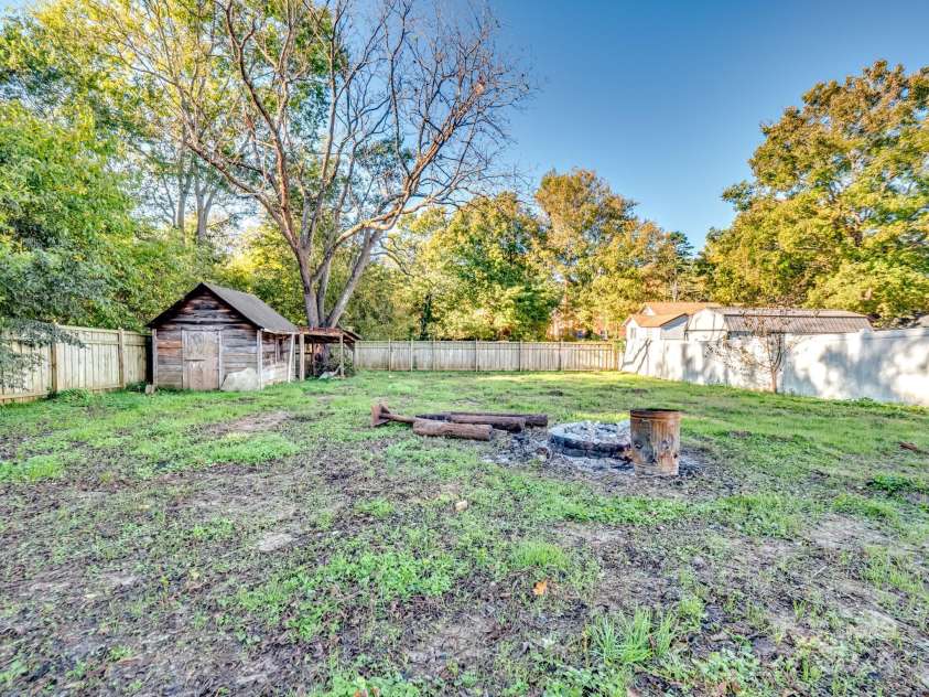 709 Bringle Ferry Road, Salisbury, NC 28144.  MLS# CAR4193029, YatesRealty ID 2923. 