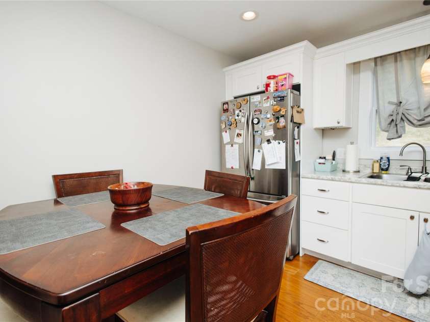 212 Maple Avenue, Marion, NC 28752.  MLS# CAR4390839, YatesRealty ID 29230. 