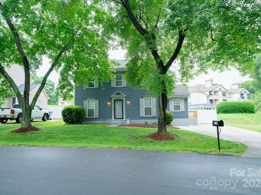 8125 Sheringham Way, Charlotte, NC 28227.  MLS# CAR4261059, YatesRealty ID 29230. 