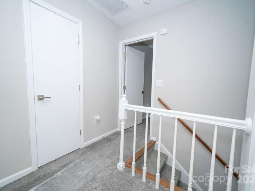 8125 Sheringham Way, Charlotte, NC 28227.  MLS# CAR4261059, YatesRealty ID 29230. 