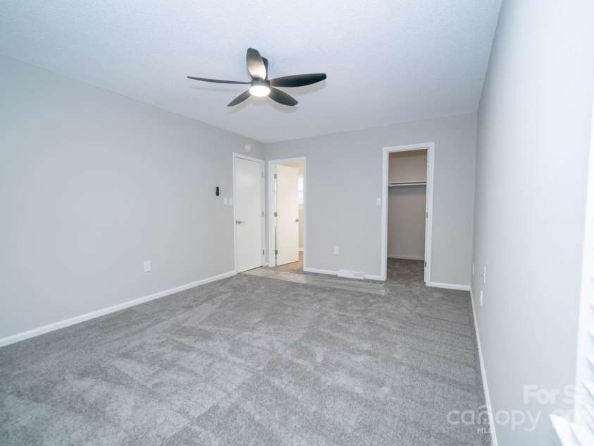 8125 Sheringham Way, Charlotte, NC 28227.  MLS# CAR4261059, YatesRealty ID 29230. 