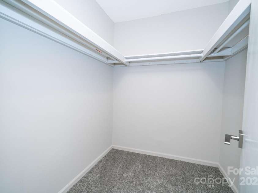 8125 Sheringham Way, Charlotte, NC 28227.  MLS# CAR4261059, YatesRealty ID 29230. 