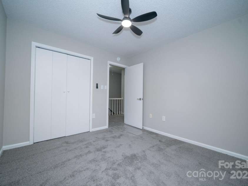 8125 Sheringham Way, Charlotte, NC 28227.  MLS# CAR4261059, YatesRealty ID 29230. 
