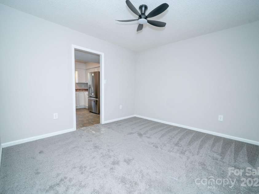 8125 Sheringham Way, Charlotte, NC 28227.  MLS# CAR4261059, YatesRealty ID 29230. Dining Room