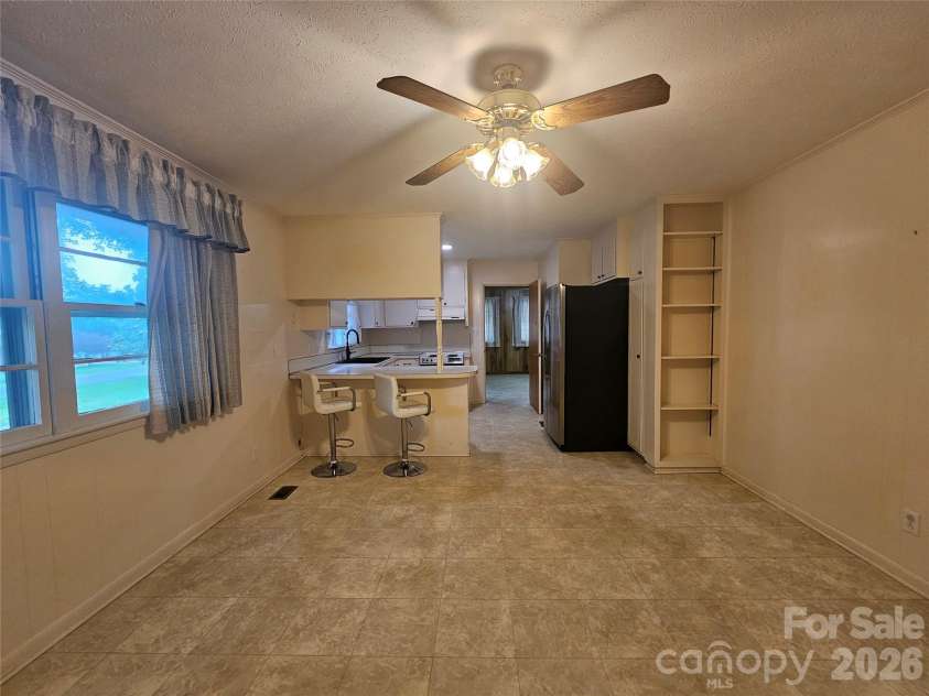 3025 Hazel Drive, Shelby, NC 28152.  MLS# CAR4383681, YatesRealty ID 29231. 