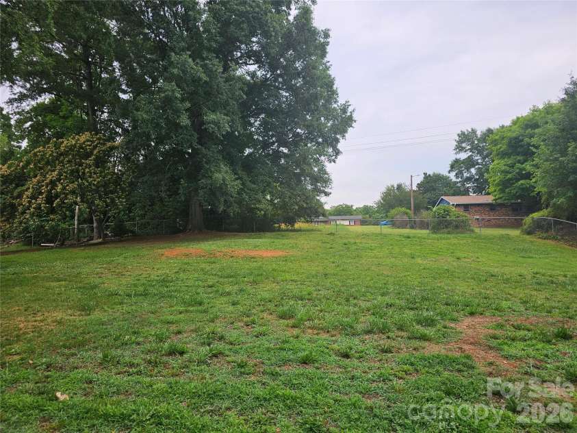 3025 Hazel Drive, Shelby, NC 28152.  MLS# CAR4383681, YatesRealty ID 29231. 