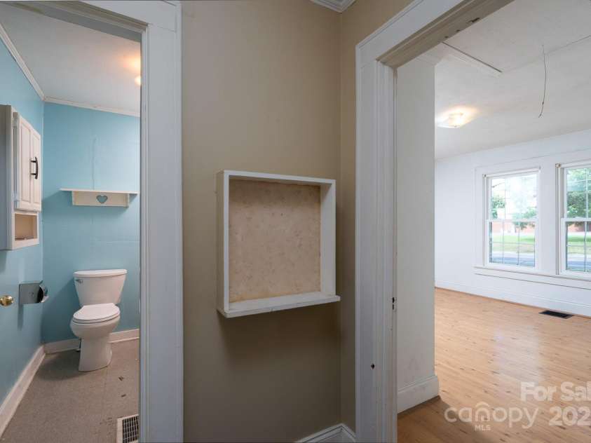 357 Main Street, Mount Pleasant, NC 28124.  MLS# CAR4271061, YatesRealty ID 29231. 