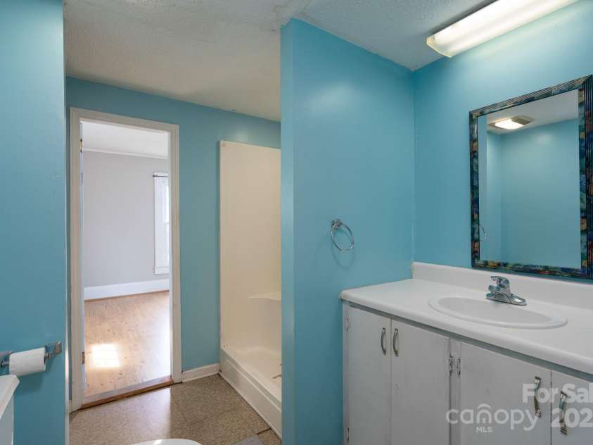 357 Main Street, Mount Pleasant, NC 28124.  MLS# CAR4271061, YatesRealty ID 29231. Pri Bath
