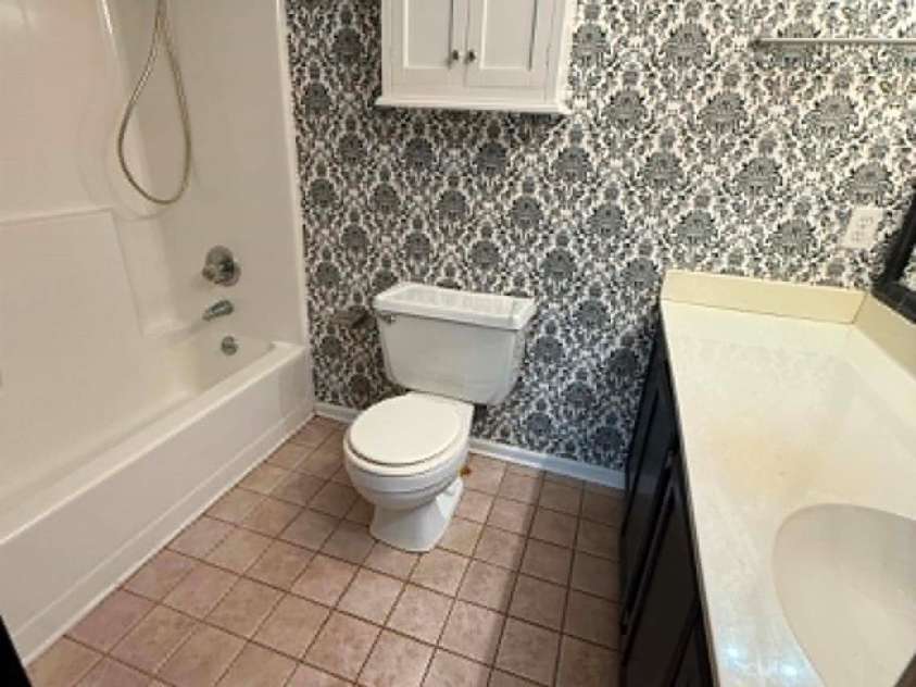 327 Eastwood Drive, Salisbury, NC 28146.  MLS# CAR4391977, YatesRealty ID 29232. 