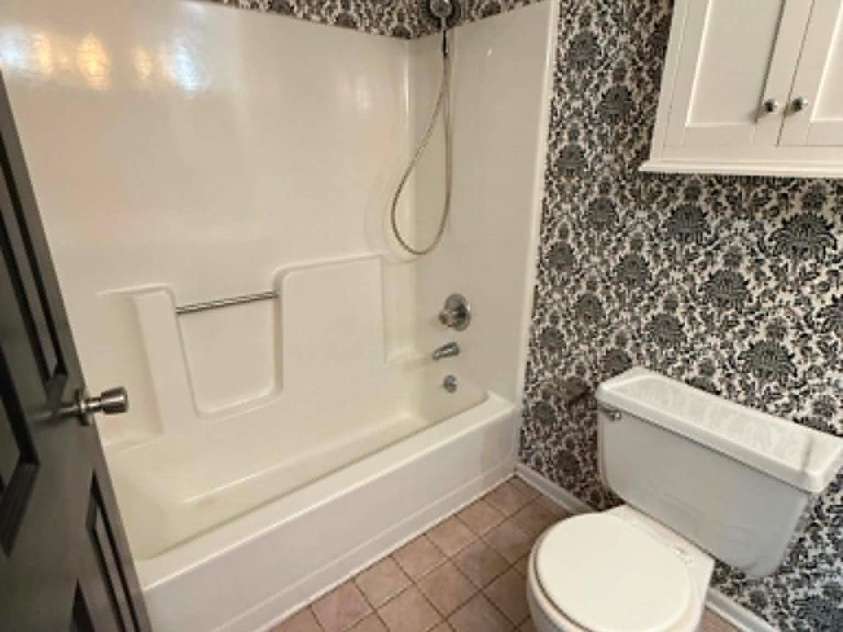 327 Eastwood Drive, Salisbury, NC 28146.  MLS# CAR4391977, YatesRealty ID 29232. 