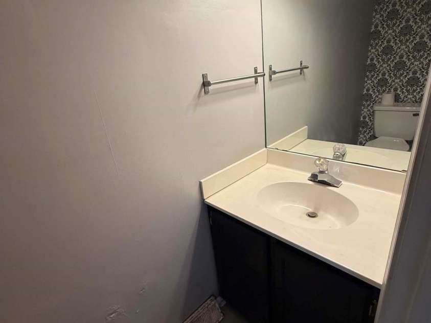327 Eastwood Drive, Salisbury, NC 28146.  MLS# CAR4391977, YatesRealty ID 29232. 