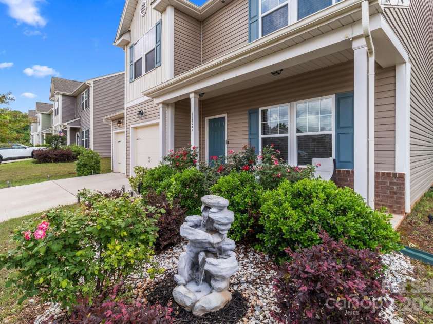 9132 Colwick Hill Lane, Charlotte, NC 28215.  MLS# CAR4258944, YatesRealty ID 29233. 