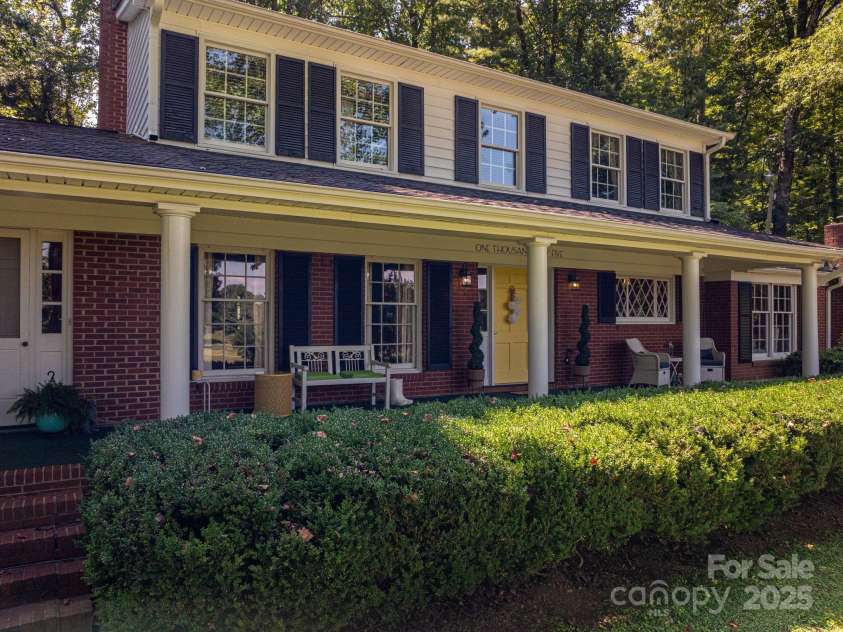 1055 Fairway Lane, Lincolnton, NC 28092.  MLS# CAR4284605, YatesRealty ID 29235. 